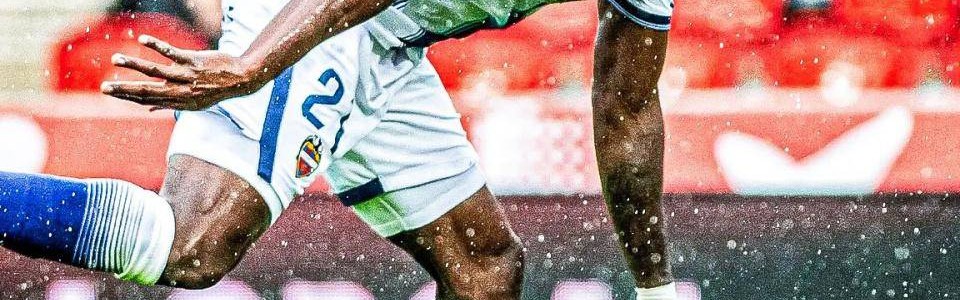 22岁10场西甲造9球！儿萨梦中锋仅3000万欧！4大豪门争得过巴萨吗