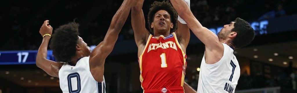 季前赛-约翰逊20+7+2波尔津吉斯13分 老鹰擒熊