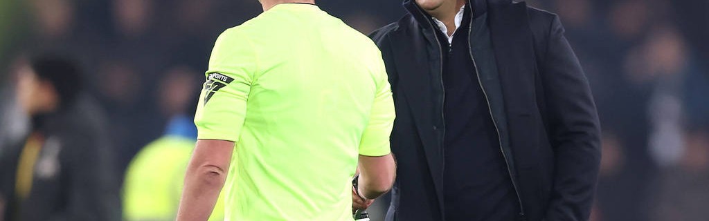 已到悬崖边！利物浦各赛事三连败 “双红会”或定斯洛特去留