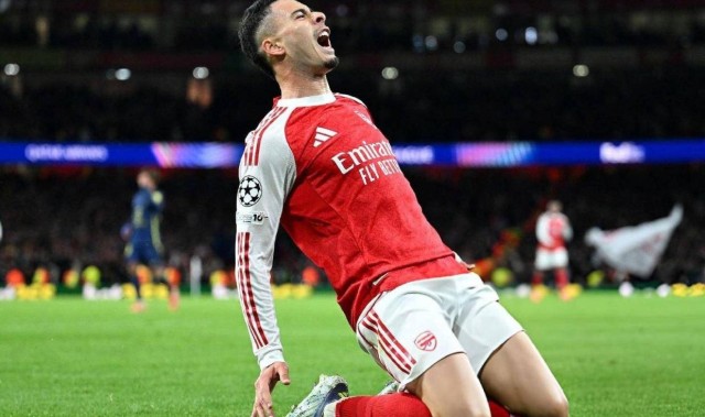 马丁内利三连杀剑指世界杯，阿森纳欧冠9场零封创历史