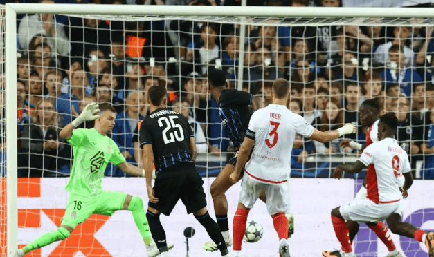 法甲劲旅欧冠崩盘吞4弹！巴萨旧将破门是唯一安慰？