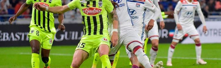 法甲欧战卡位生死斗！里昂主场硬撼斯特拉斯，谁能抢占上游主动权？