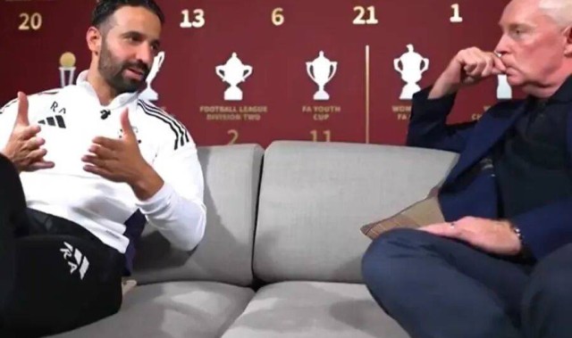 曼联6000万铁腰冬窗或出租马竞！阿莫林对他不满意，可换大英国脚