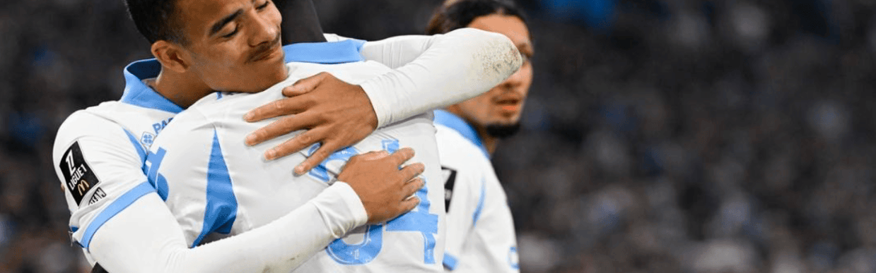 一场6-2，让法甲变天，榜首易主，曼联弃将踢疯了：轰入4球