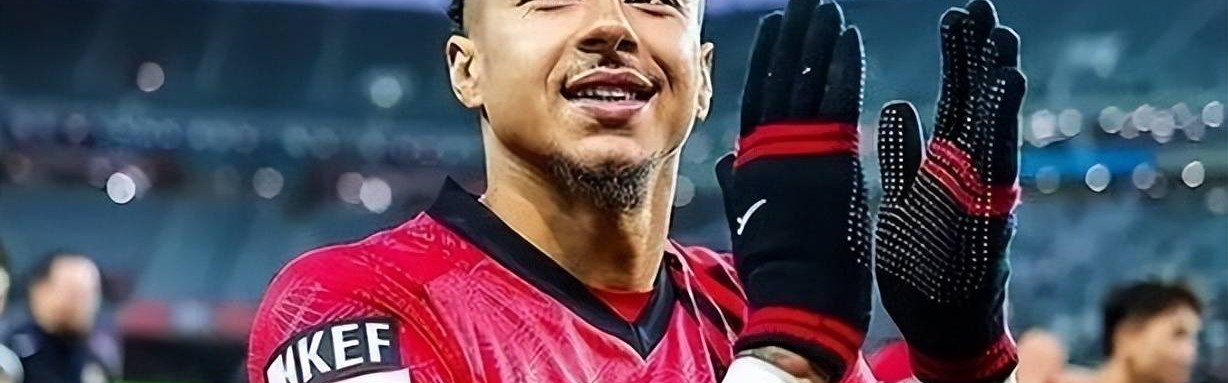 亚冠申花VS首尔名单出炉，英超曼联球星首发！于汉超缺阵，CCTV5不转，2平台直播