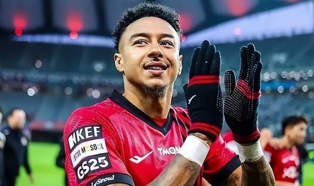 亚冠申花VS首尔名单出炉，英超曼联球星首发！于汉超缺阵，CCTV5不转，2平台直播