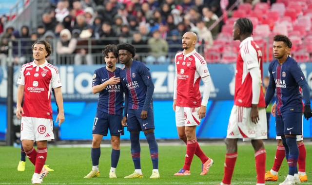 法甲-阿什拉夫梅开二度李刚仁送点 巴黎3-0布雷斯特